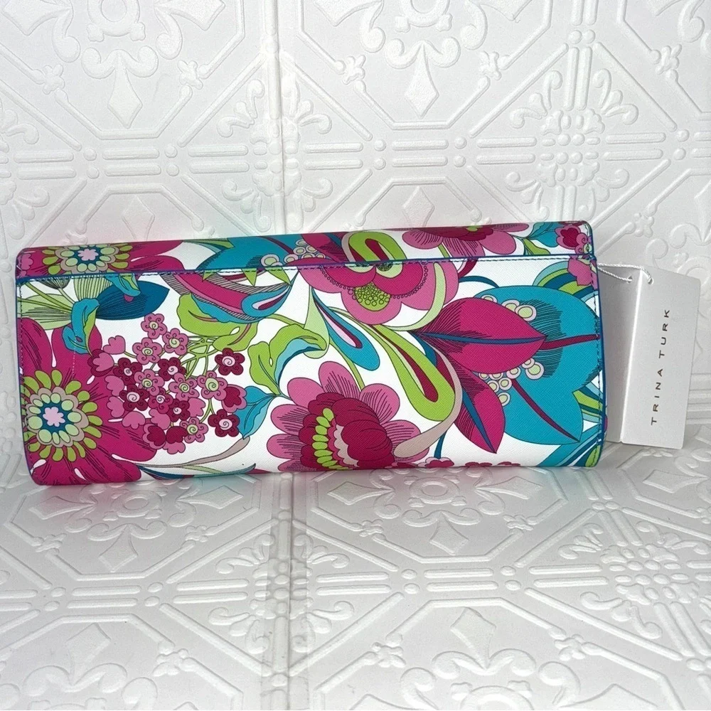 NWT Trina Turk Floral Print‎ Clutch